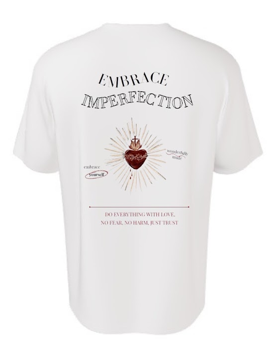 Camiseta Embrace Imperfection - Parte Trasera